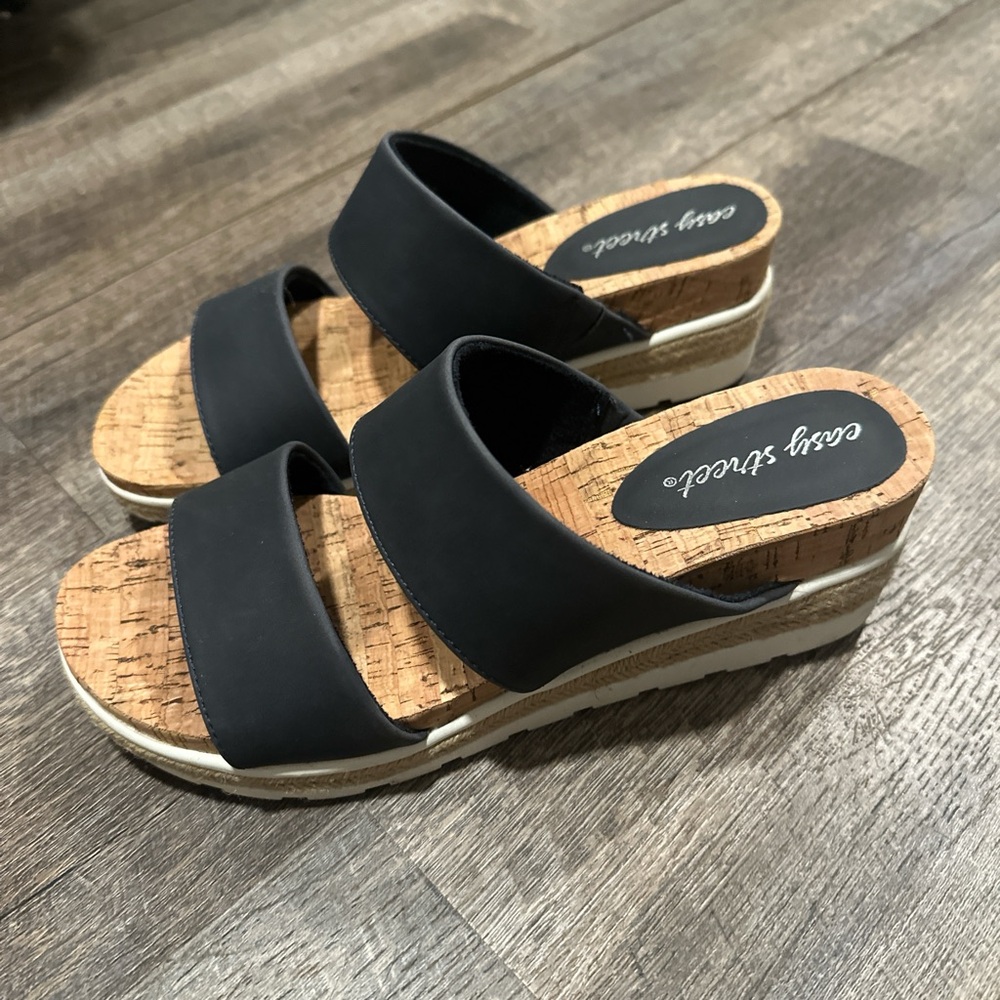 Heel sandals